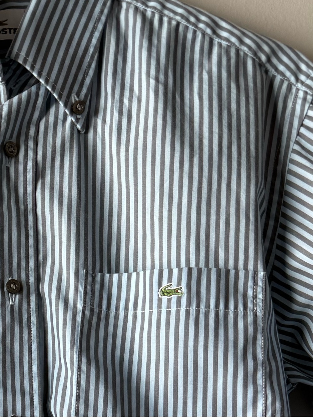 Lacoste Men’s Blue & Gray Striped Button Down Shirt Size 40